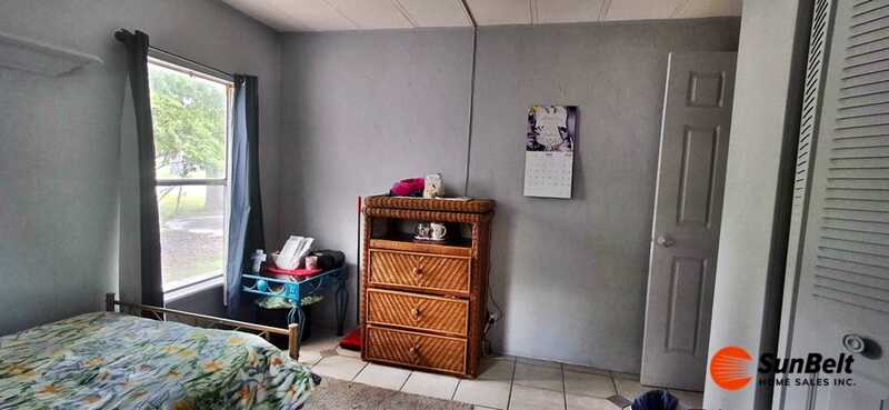 Listing Photo 12