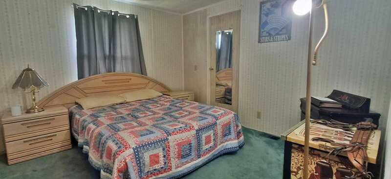Listing Photo 12