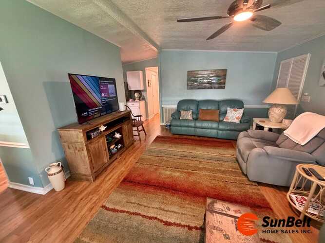 Listing Photo 14