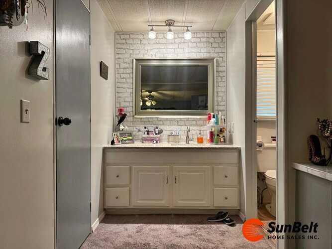 Listing Photo 15