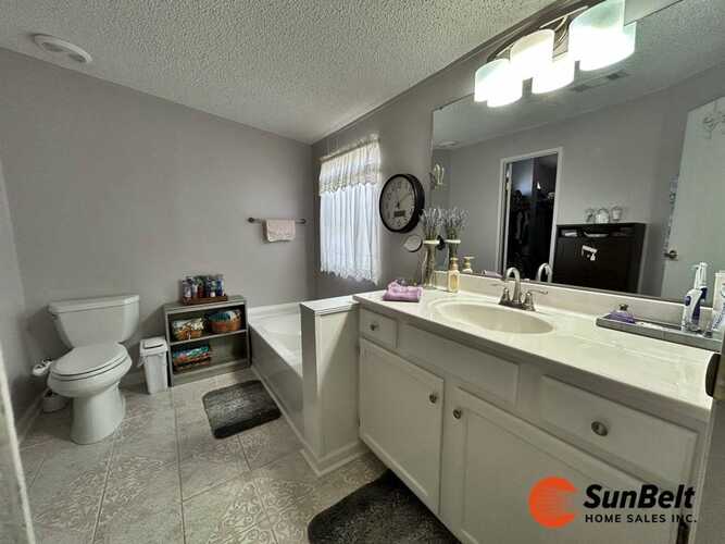 Listing Photo 41