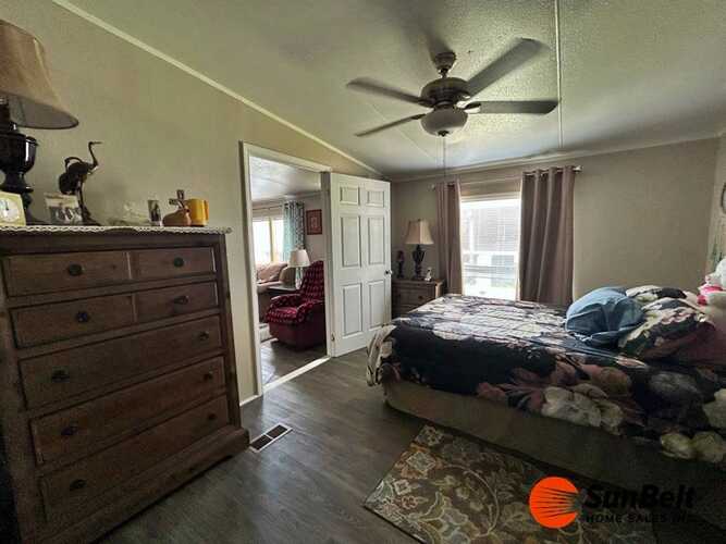 Listing Photo 13