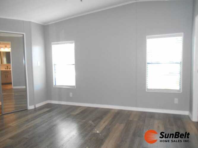 Listing Photo 34