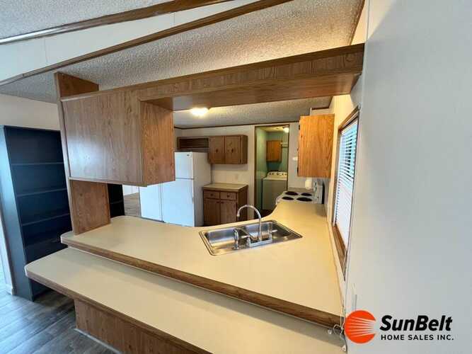 Listing Photo 6