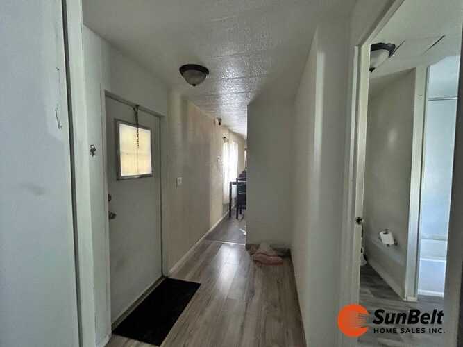 Listing Photo 16