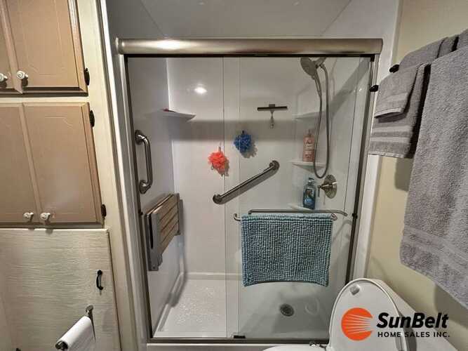 Listing Photo 18