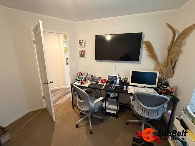 Listing Photo 14