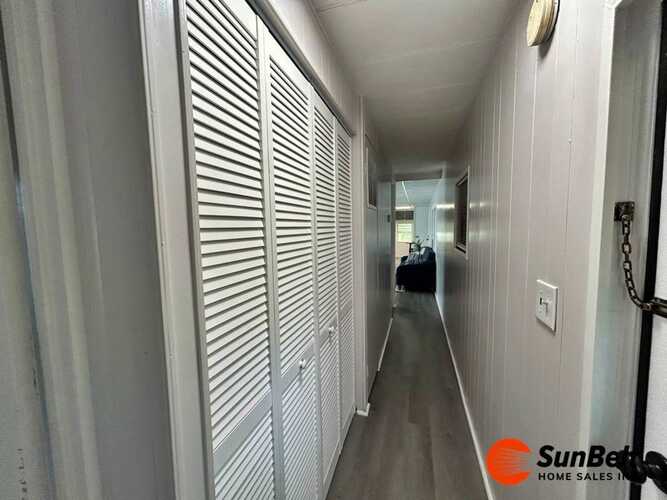 Listing Photo 12
