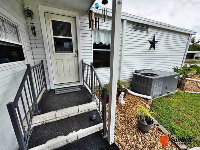 Listing Photo 8