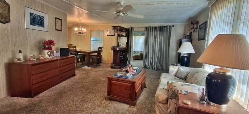 Listing Photo 11