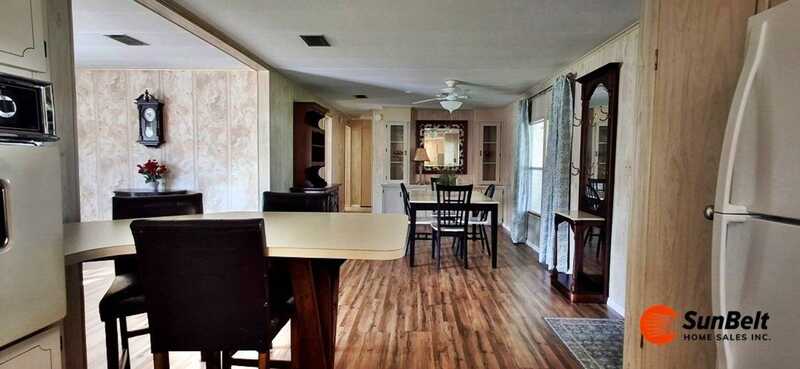 Listing Photo 9