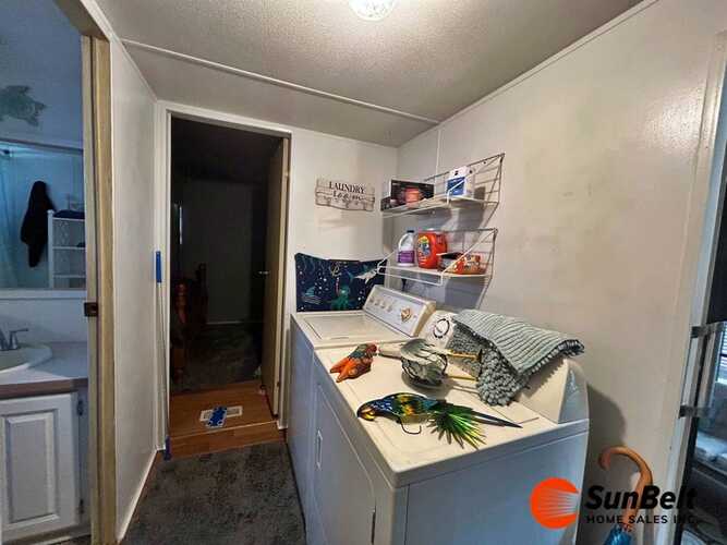 Listing Photo 11
