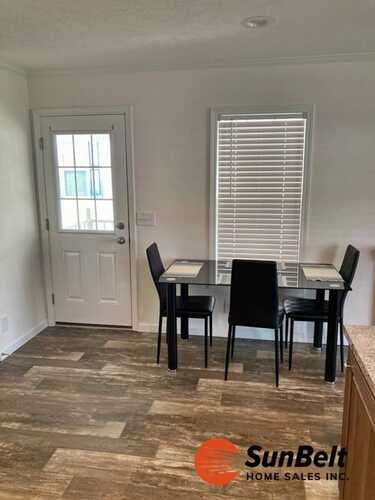 Listing Photo 17