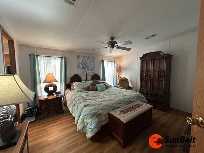 Listing Photo 24