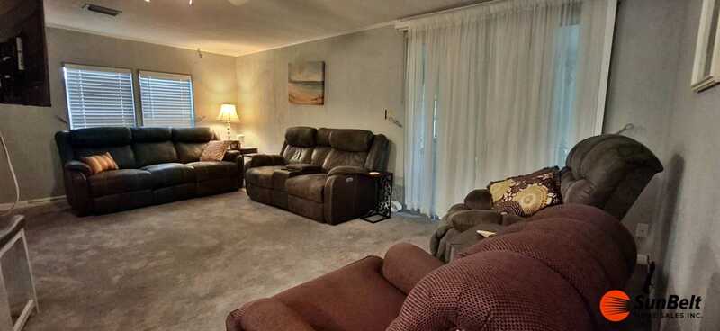 Listing Photo 11