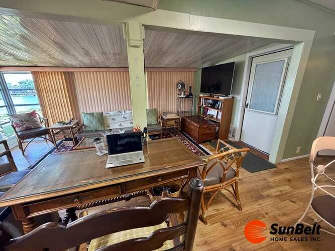 Listing Photo 12