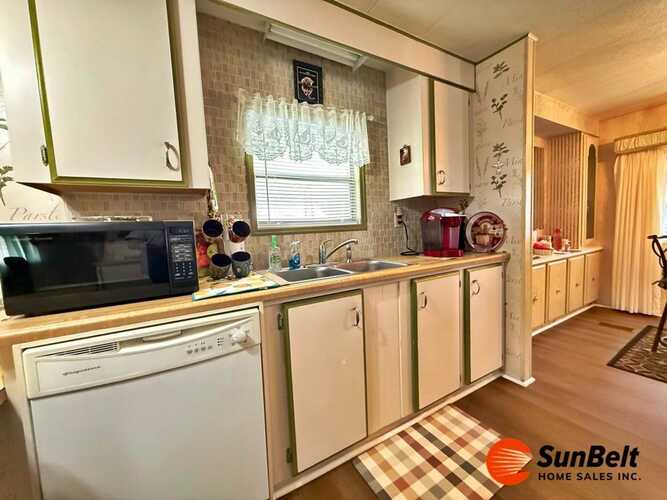 Listing Photo 6