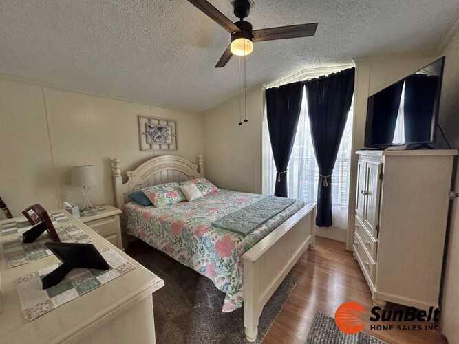 Listing Photo 22