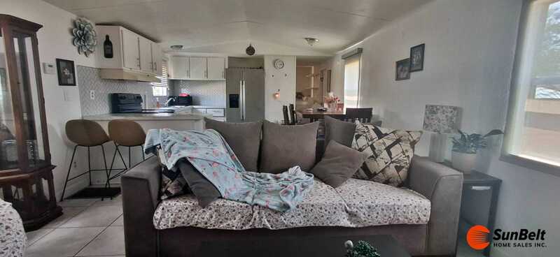 Listing Photo 8