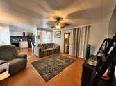 Listing Photo 12