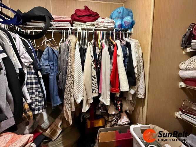Listing Photo 17