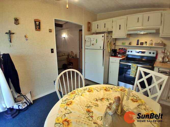 Listing Photo 8