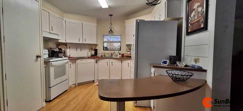 Listing Photo 9