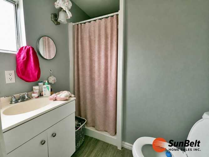 Listing Photo 10