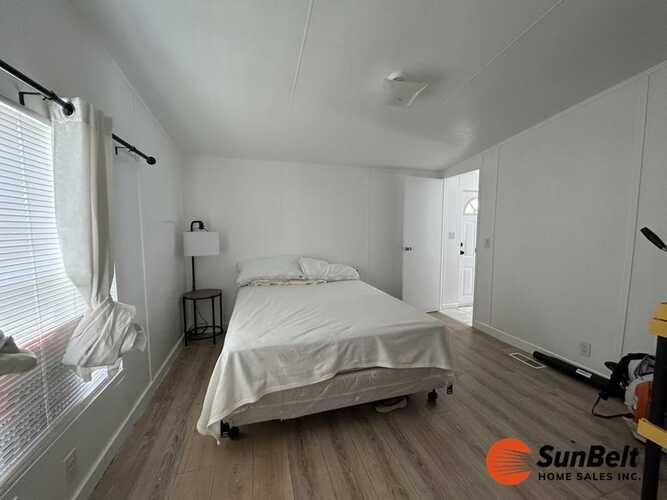 Listing Photo 16