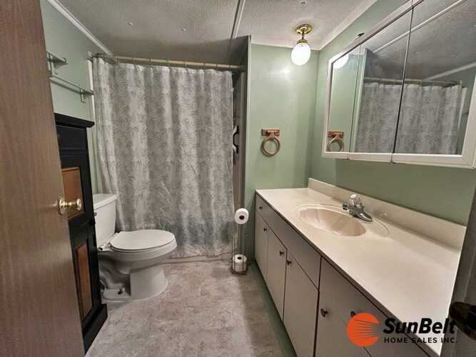 Listing Photo 11