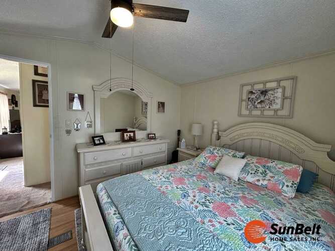 Listing Photo 24
