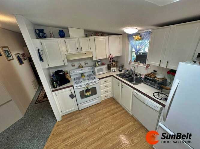 Listing Photo 6