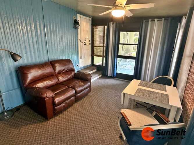 Listing Photo 17