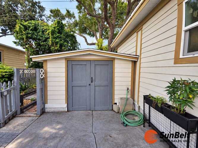 Listing Photo 11