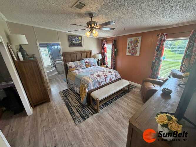 Listing Photo 14