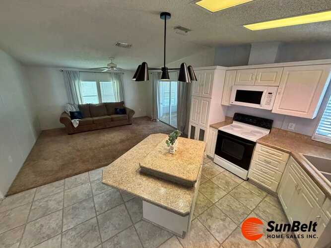 Listing Photo 12