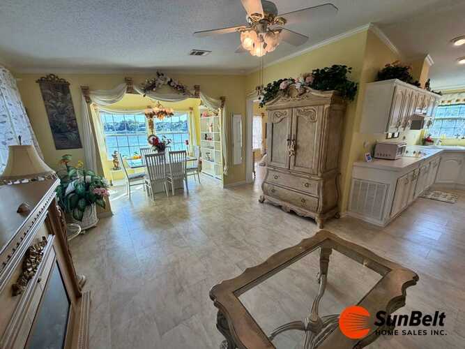 Listing Photo 7