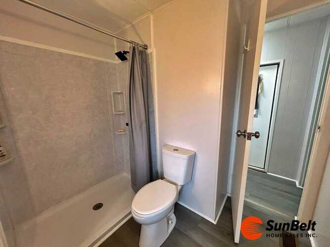 Listing Photo 15