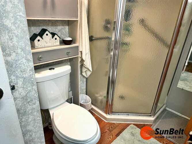 Listing Photo 13
