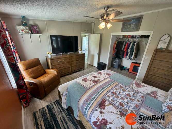 Listing Photo 15
