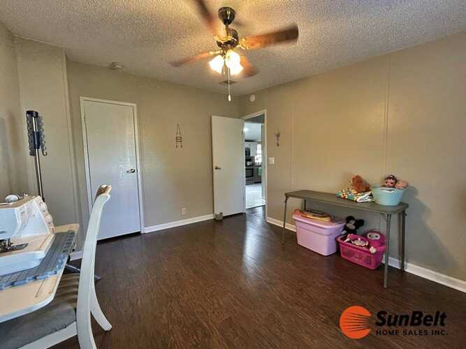 Listing Photo 36