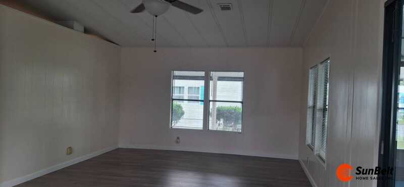 Listing Photo 11