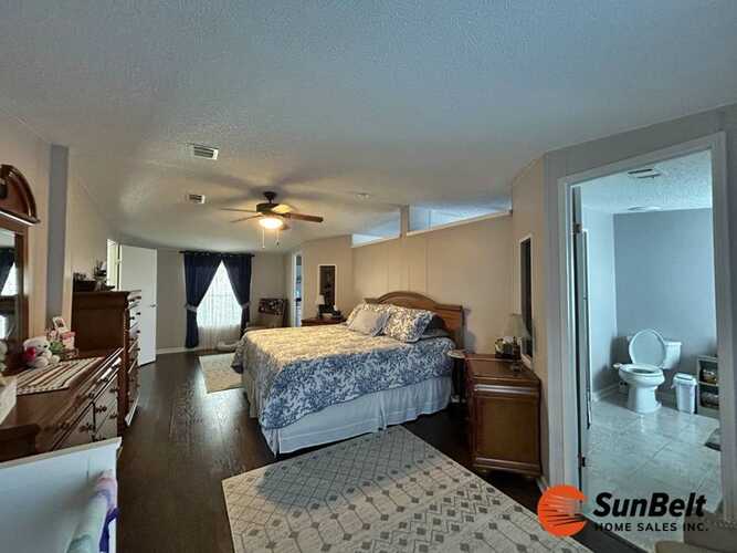 Listing Photo 39