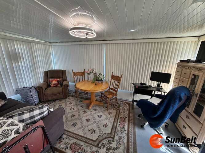 Listing Photo 14