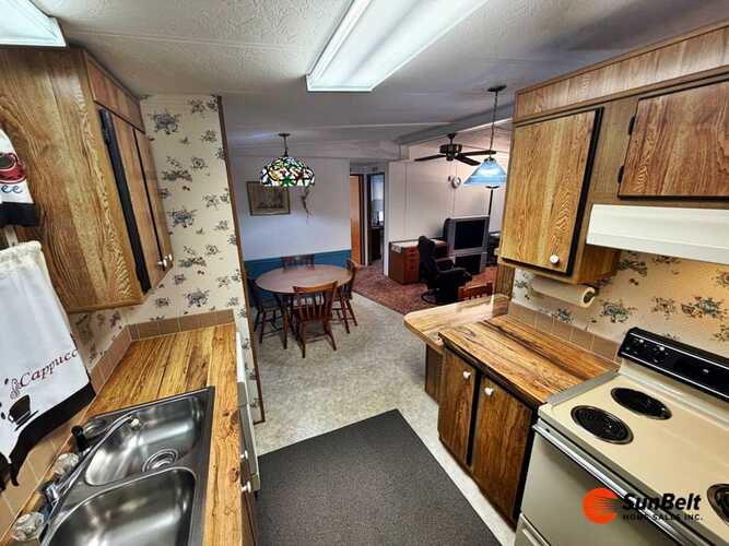 Listing Photo 15