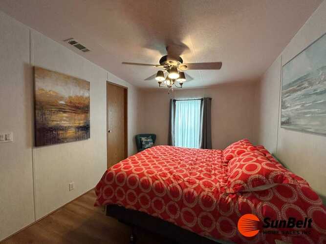 Listing Photo 29