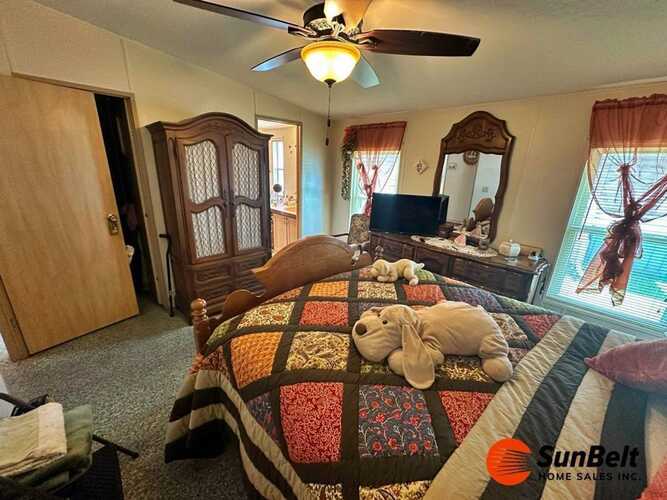 Listing Photo 15