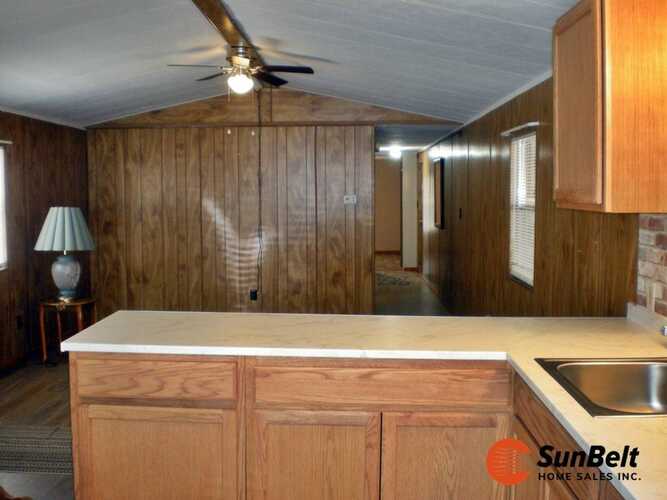 Listing Photo 11