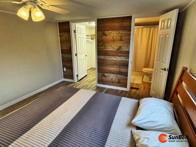 Listing Photo 16