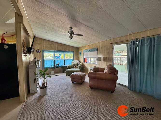 Listing Photo 7